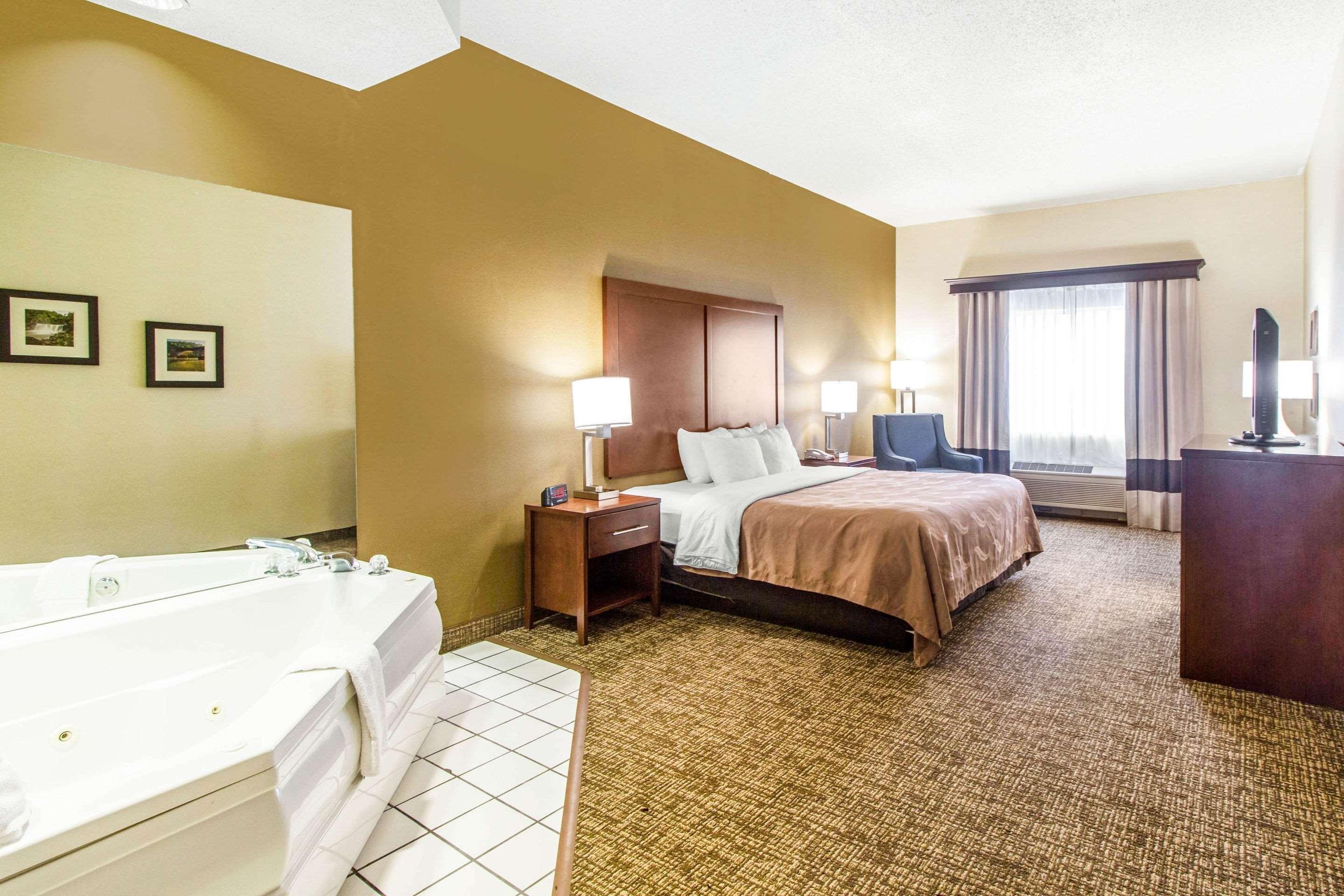 Quality Suites Corbin Buitenkant foto